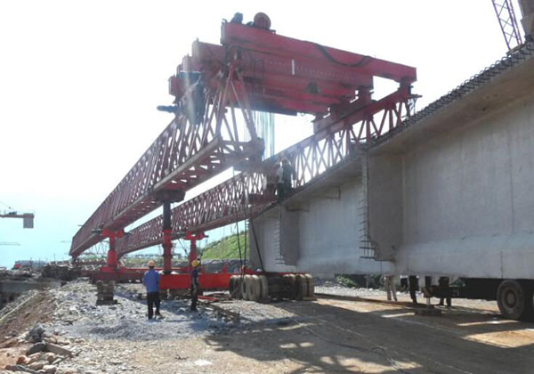 公鐵兩用架橋機